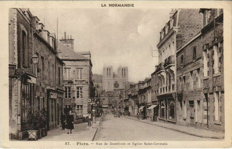 Carte postale ancienne Flers Rue de Domfront et Eglise Saint-Germain France à Flers