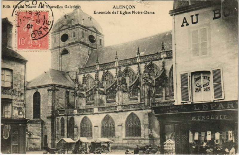 Carte postale ancienne Alencon Ensemble de l'Eglise Notre-Dame France à Alençon