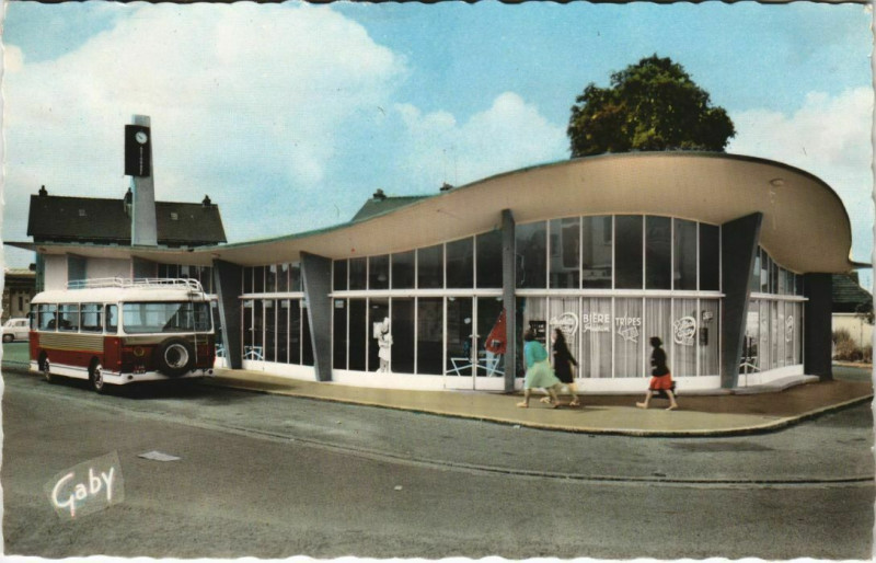 Carte postale ancienne Alencon La Gare Routiere France à Alençon