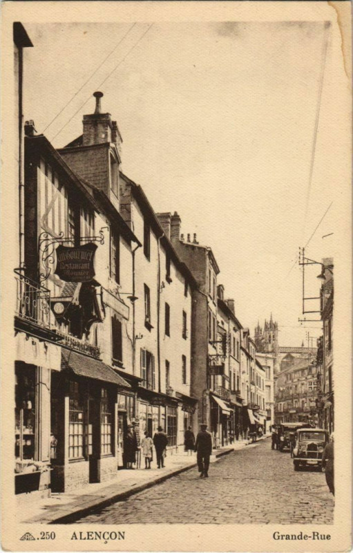 Carte postale ancienne Alencon Grande Rue France à Alençon