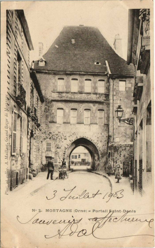 Carte postale ancienne Mortagne - Portail Saint-Denis à Sai