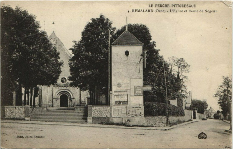 Carte postale ancienne Remalard - L'Eglise et Route de Nogent