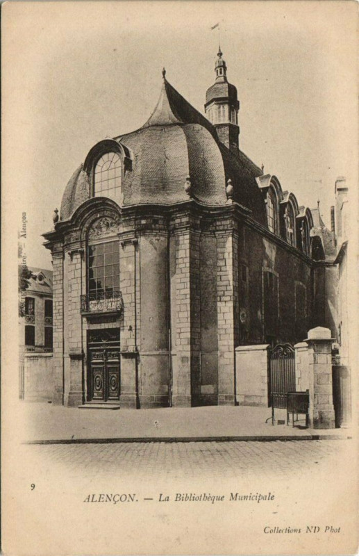 Carte postale ancienne Alencon - La Bibliothéque Municipale à Alençon
