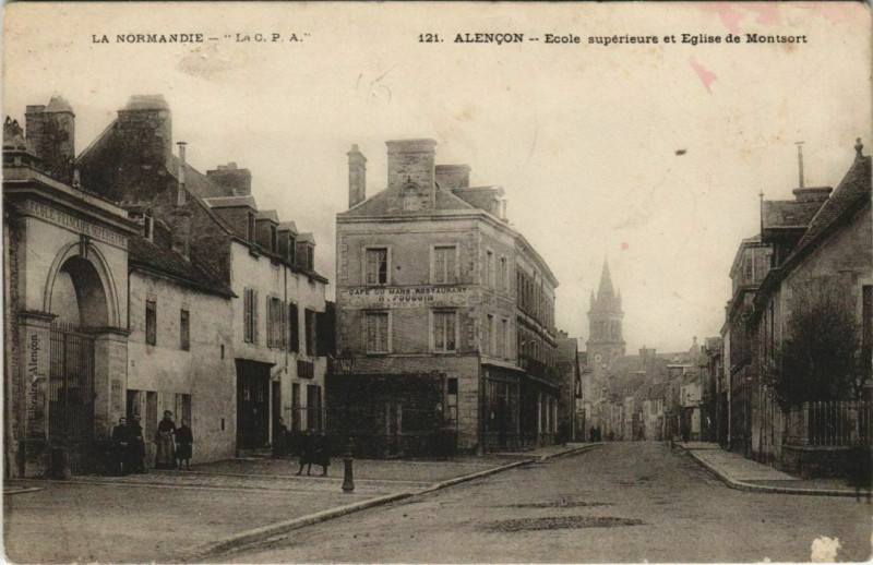 Carte postale ancienne Alencon - Ecole supérieure et Eglise de Montsort à Alençon