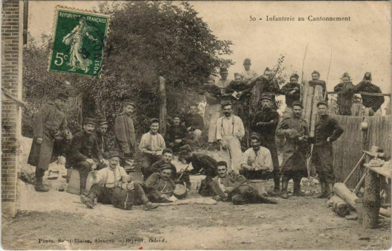 Carte postale ancienne Infanterie au Cantonnement à Ri