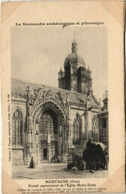 Carte postale ancienne Mortagne - Portail septentrional de l'Eglise Notre Dame à Ri