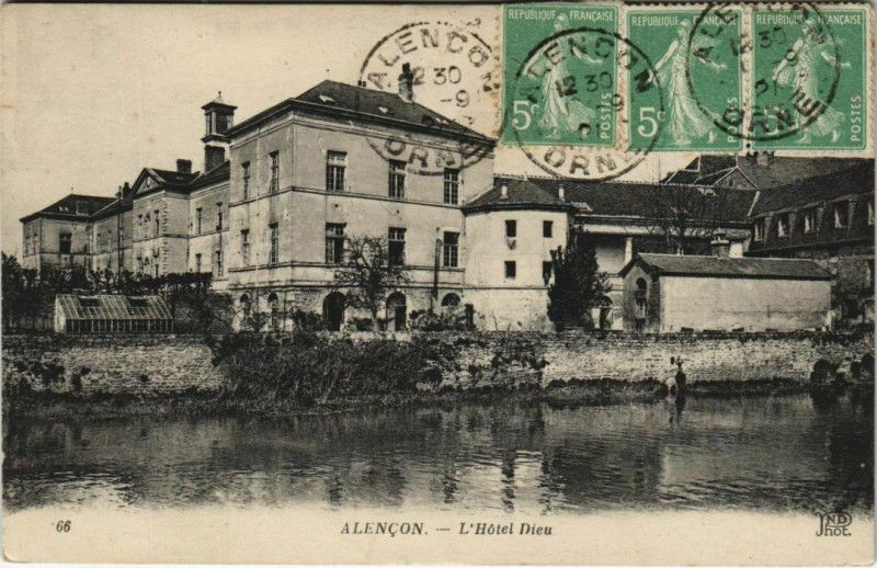 Carte postale ancienne Alencon - L'Hotel Dieu à Alençon