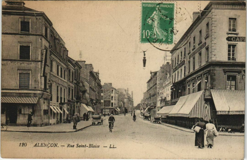 Carte postale ancienne Alencon - Rue Saint-Blaise à Alençon