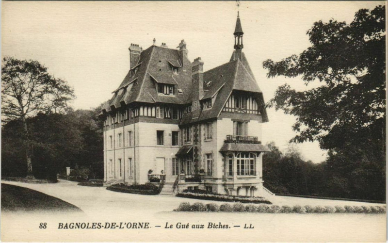 Carte postale ancienne Bagnoles-de-l'Orne-Le Gué aux Biches