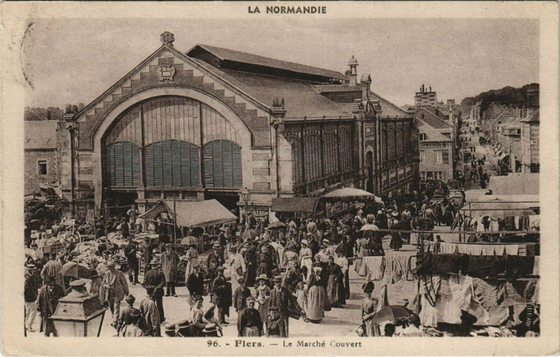 Carte postale ancienne Flers Le Marché couvert à Flers