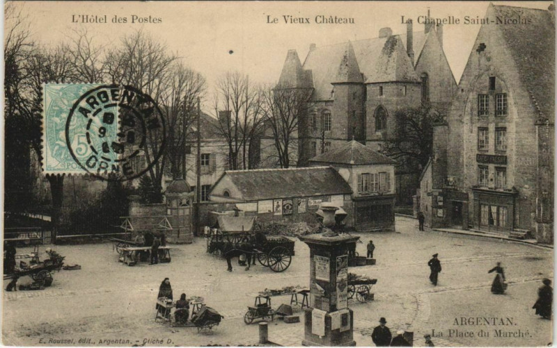 Carte postale ancienne Argentan-La Place du Marché à Argentan