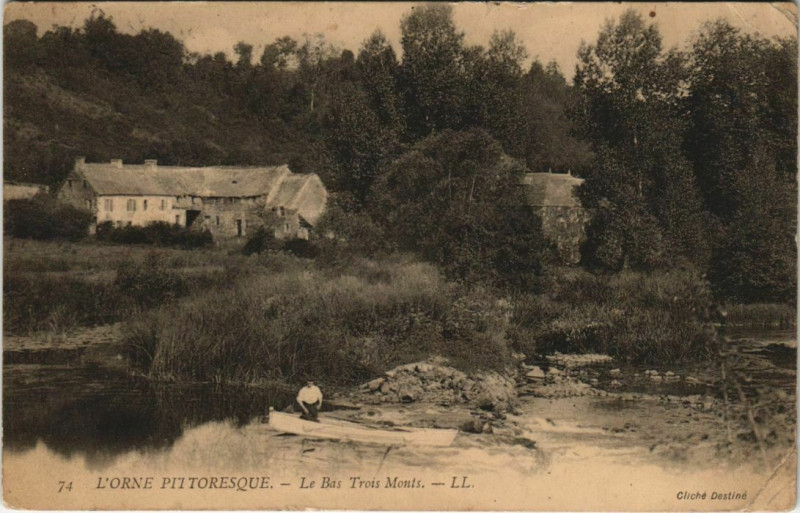Carte postale ancienne L'Orne Pittoresque-Les Bas Trois Monts