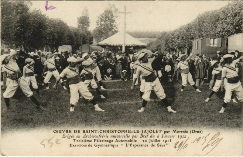 Carte postale ancienne Saint-Christophe-le-Jajolet Exercice de Gymnastique à Ri