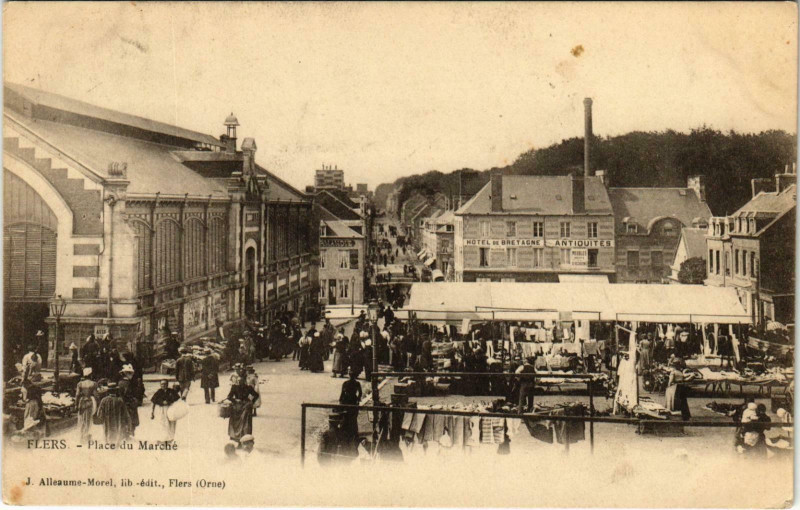 Carte postale ancienne Flers Orne - Place du Marche à Flers