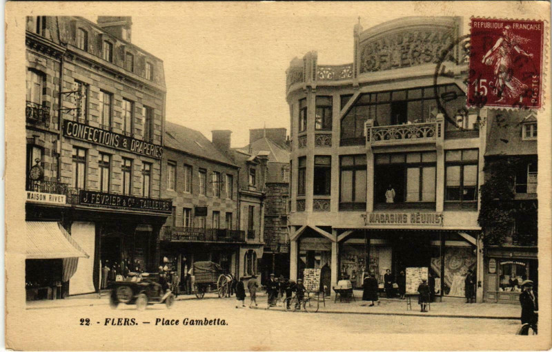 Carte postale ancienne Flers Orne - Place Gambetta à Flers