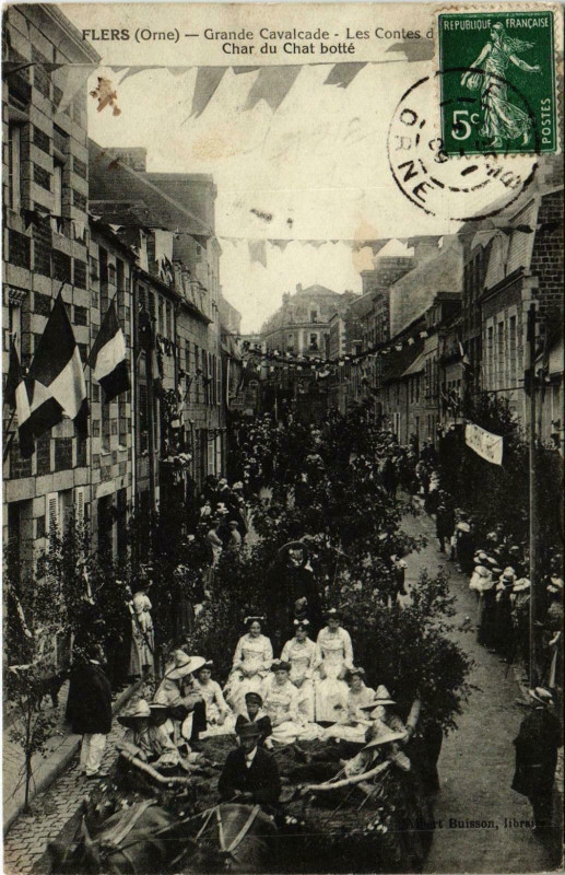 Carte postale ancienne Flers Orne - Grande Cavalcade Char du Chat botté à Flers
