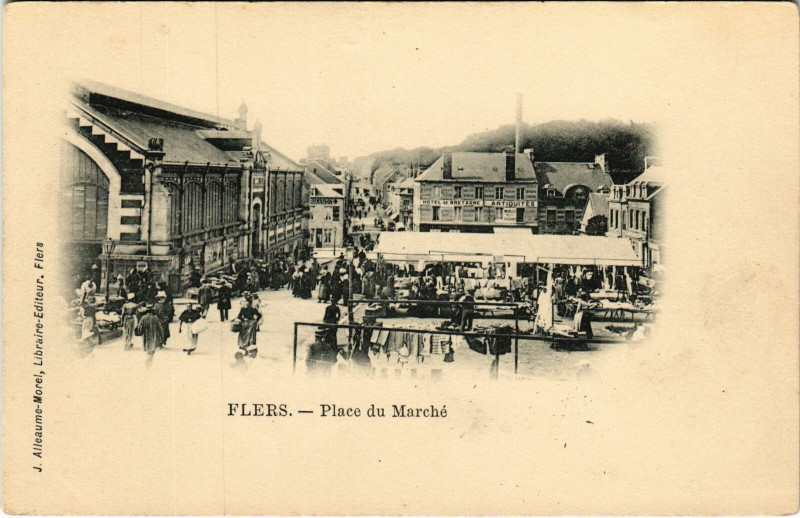 Carte postale ancienne Flers Orne - Place du Marche à Flers