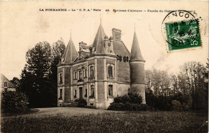 Carte postale ancienne La Normandie - La C.P.A.Paris - Environs d'Alencon - Facade du à Ri