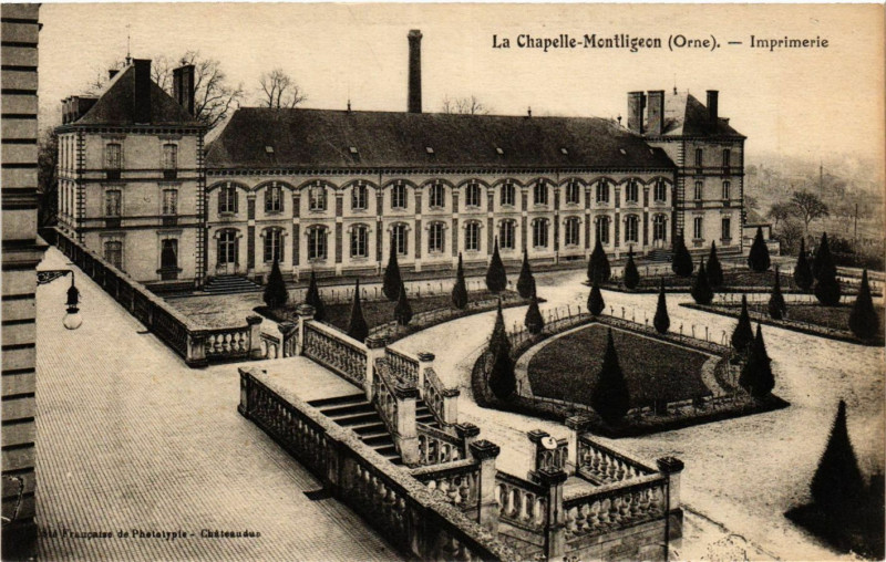 Carte postale ancienne La Chapelle- Montligeon(Orne) - Imprimerie à La Chapelle-Montligeon