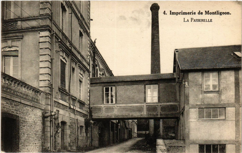 Carte postale ancienne Imprimerie de Montligeon - La Passerelle à Ri
