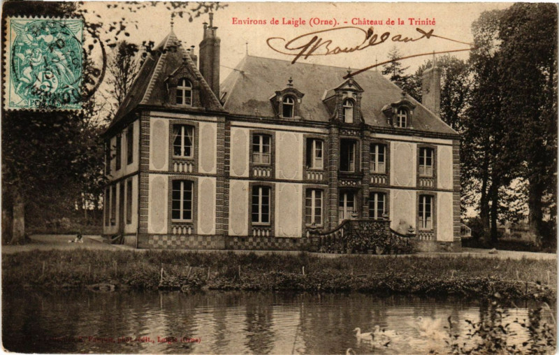 Carte postale ancienne Environs de Laigle (Orne) -Cháteau de la Trinité à Ri