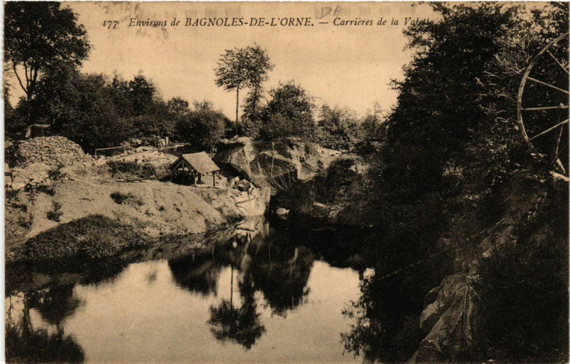 Carte postale ancienne Environs de Bagnoles-de-l'Orne - Carrieres de la Valette à Ri