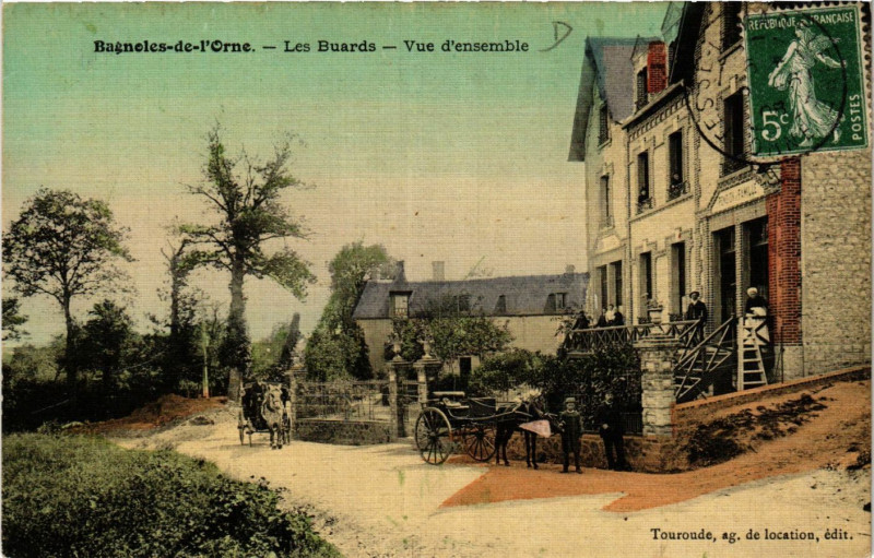 Carte postale ancienne Bagnoles de l'Orne - Les Buards - Vue d'ensemble
