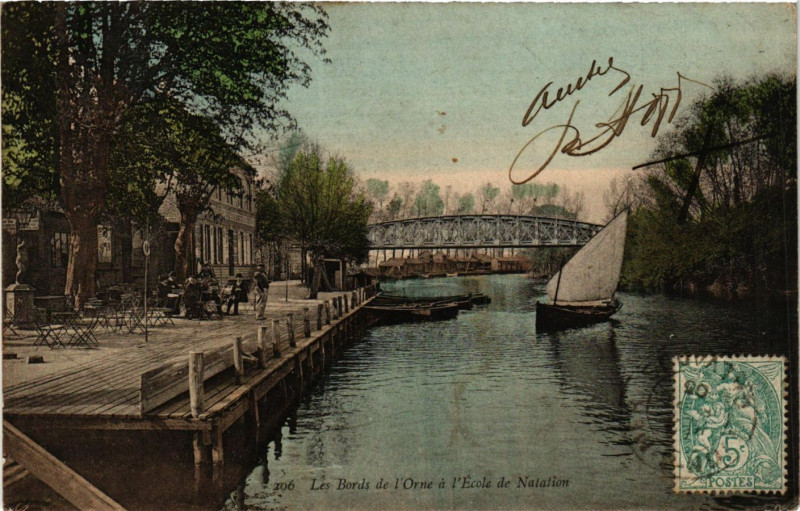 Carte postale ancienne Les Bords de l'One á l'Ecole de Natation