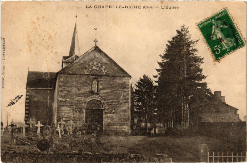 Carte postale ancienne La Chapelle-Biche (Orne) - L'Eglise à La Chapelle-Biche