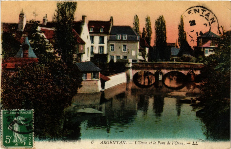 Carte postale ancienne Argentan - L'One et le Pont de l'Orne à Argentan