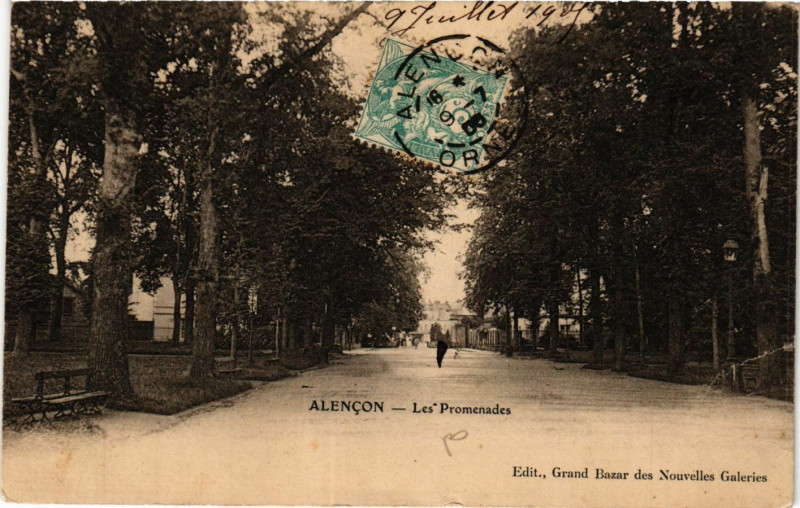 Carte postale ancienne Alencon - Les Promenades à Alençon