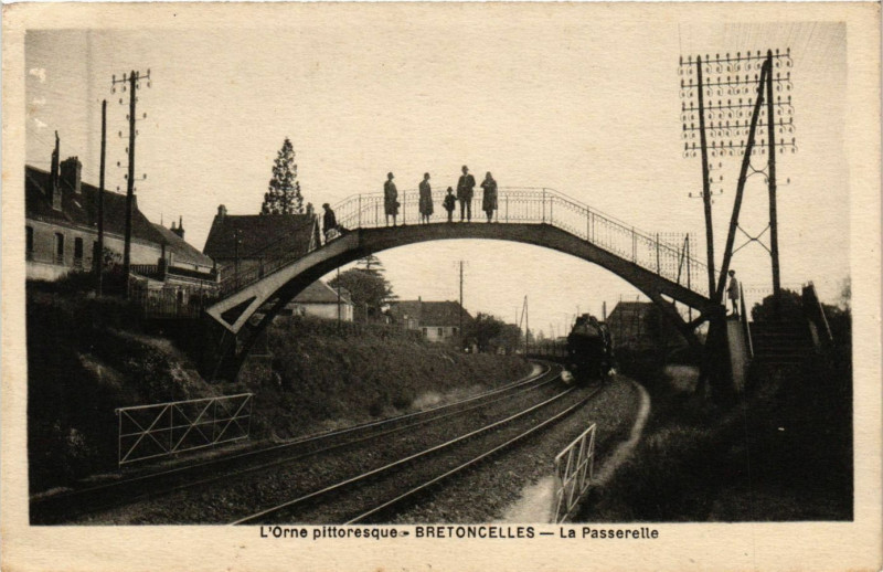 Carte postale ancienne L'Orne pittoresque - Bretoncelles - La Passerelle à Bretoncelles