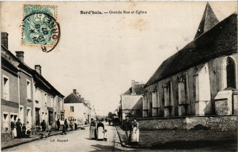 Carte postale ancienne Berd'huis - Grande Rue et Eglise à Berd'huis