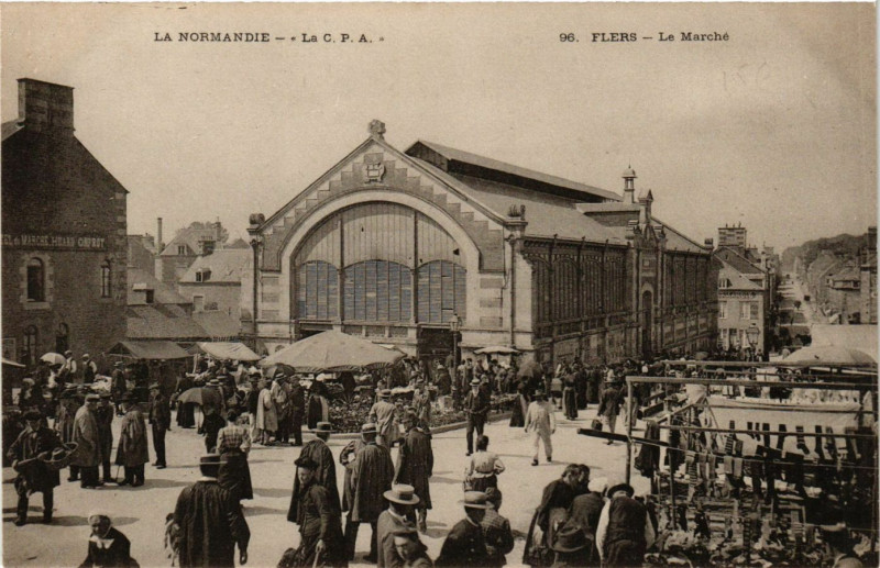 Carte postale ancienne Flers - Le Marche à Flers