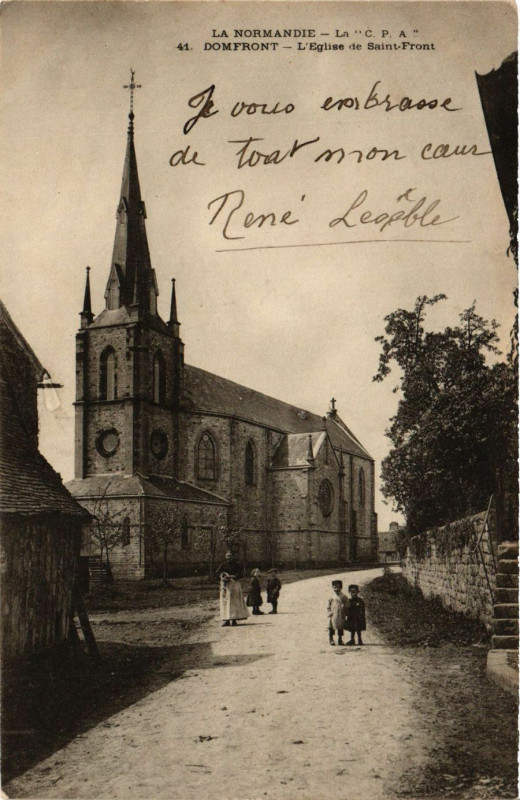 Carte postale ancienne Domfront - L'Eglise de Saint-Front à Sai