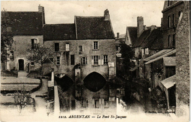 Carte postale ancienne Argentan - Le Pont Saint-Jacques à Argentan