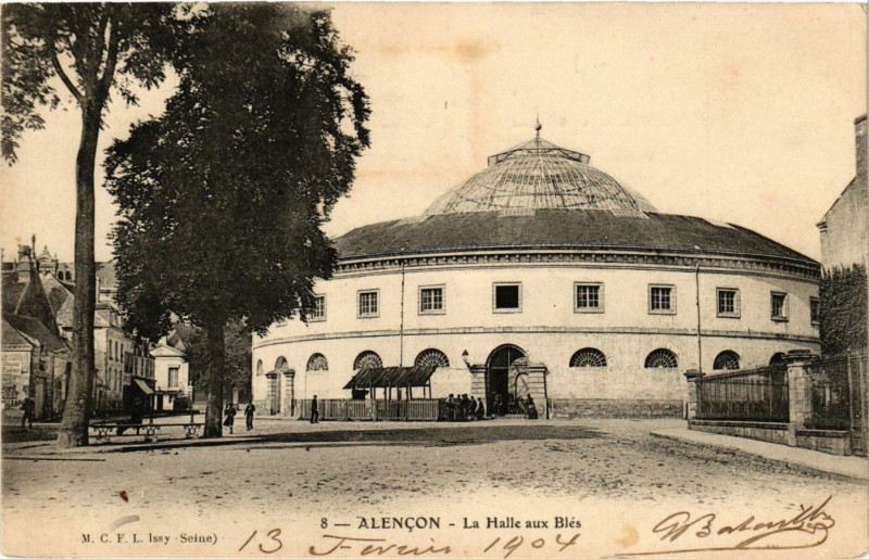 Carte postale ancienne Alencon - La Halle aux Bles à Alençon