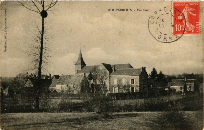 Carte postale ancienne Rouperroux.-Vue Sud à Perrou