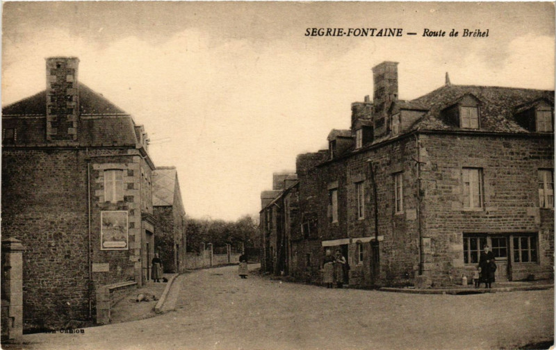 Carte postale ancienne Segrie-Fontaine - Route de Bréhel à Ri