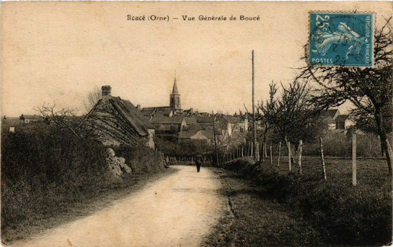 Carte postale ancienne Boucé (Orne) - Vue Générale de Boucé à Boucé