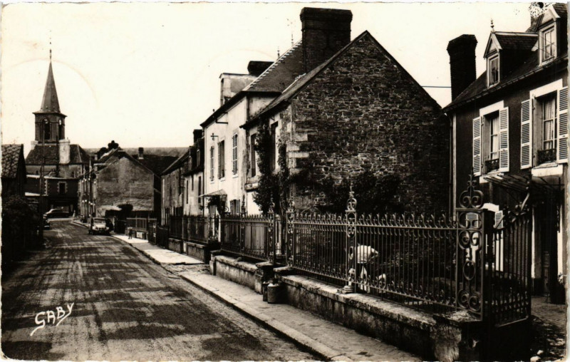 Carte postale ancienne Bouce (Orne) - Route d'Alencon à Boucé