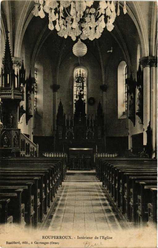 Carte postale ancienne Rouperoux - Intérieur de l'Eglise à Ri