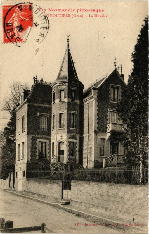 Carte postale ancienne La Normandie Pittoresque - Vimoutiers (Orne) - La Huniére à Vimoutiers
