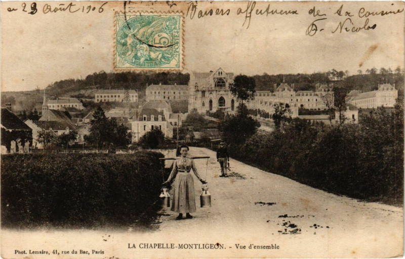 Carte postale ancienne La Chapelle-Montligeon - Vue d'ensemble à La Chapelle-Montligeon