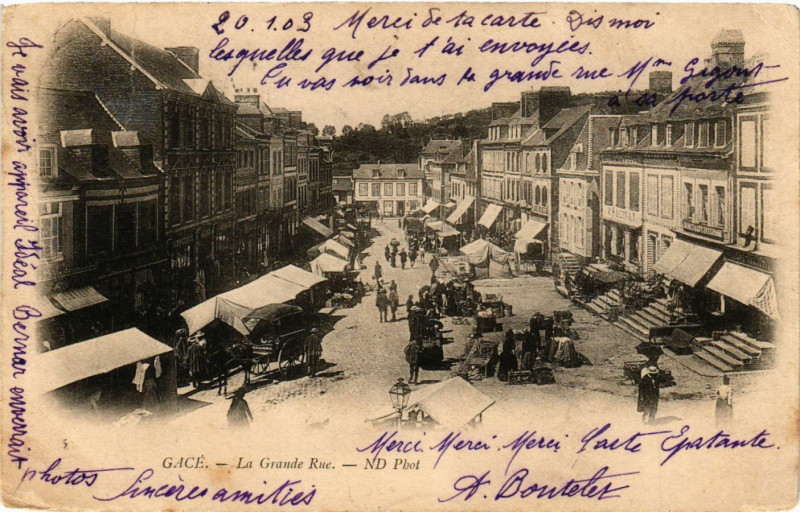 Carte postale ancienne Gacé - La Grande Rue à Gacé
