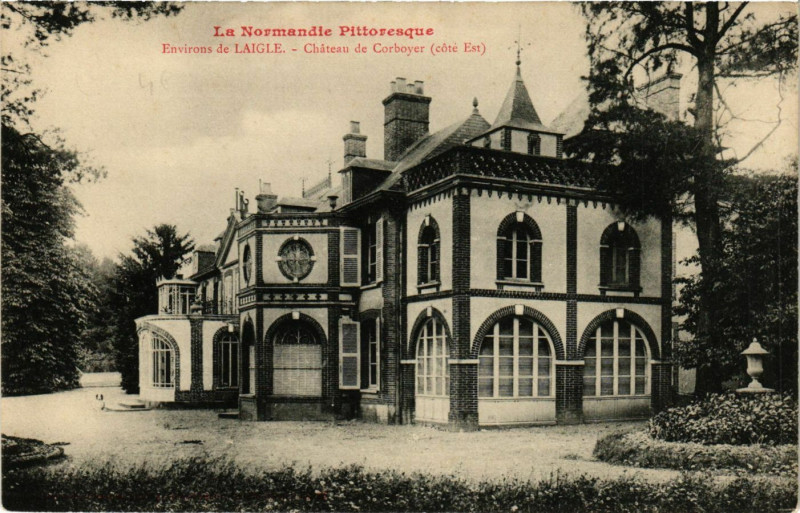 Carte postale ancienne Environs de Laigle - Cháteau de Corboyer (coté Est)