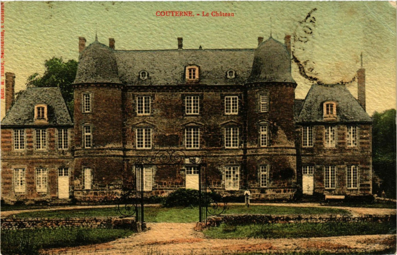 Carte postale ancienne Couterne - Le Cháteau