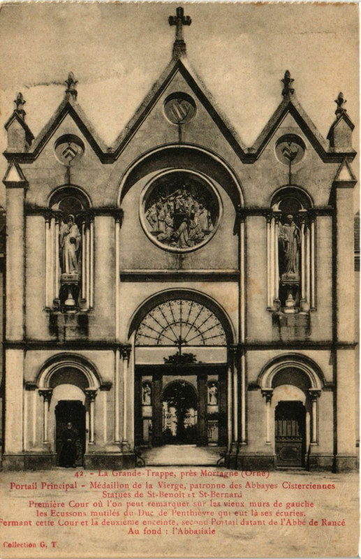 Carte postale ancienne La Grande -Trappe,prés Mortagne (Orne) - Portail Principal ... à Ri
