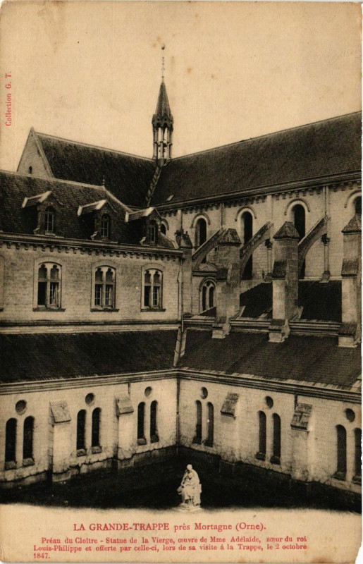 Carte postale ancienne La Grande-Trappe , prés Mortagne (Orne) - Priau de Cloitre-Statue à Ri