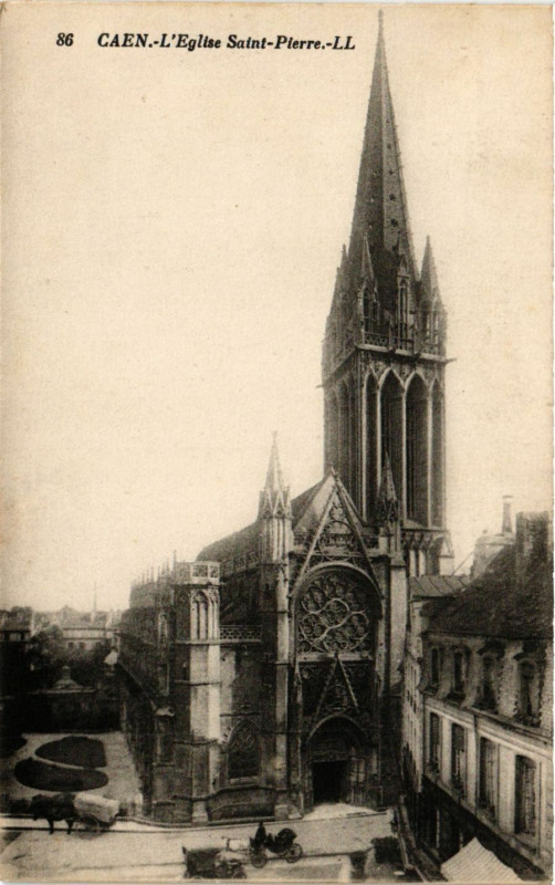 Carte postale ancienne Caen - L'Eglise Saint-Pierre à Sai